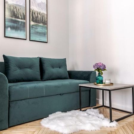 Modern Apartment Львів Екстер'єр фото